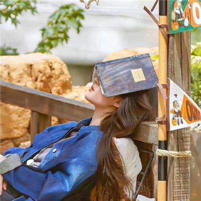 明天、我会成为谁的女友